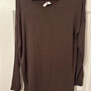 Zenana Outfitters Brown Fitted Long Sleeve T-Shirt
